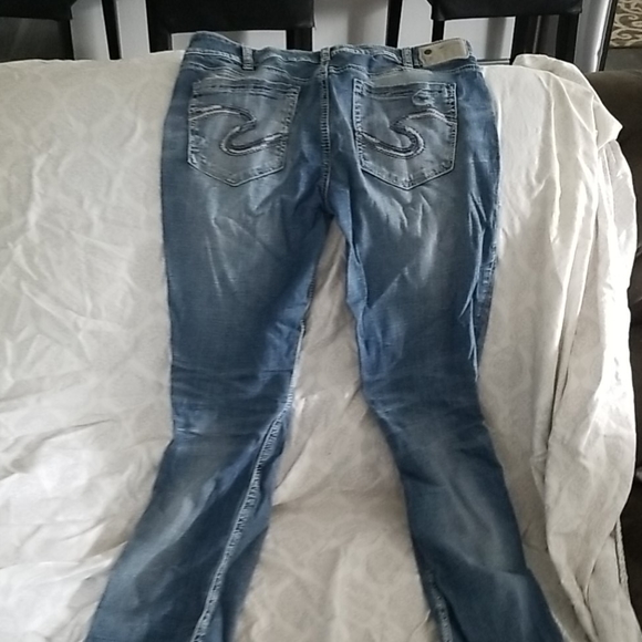 Silvers mid straight Suki - Picture 2 of 3